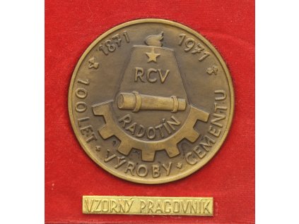 ČSSR, AE medaile Vzorní pracovník výroby cementu - Lochkov, stav 1/1