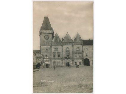 64 - Tábor, oživená partie před radnicí, cca 1935