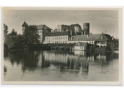 24 - Jindřichův Hradec, pohled k zámku, Grafo Čuda, cca 1935