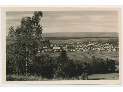 30 - Kroměřížsko, Bystřice pod Hostýnem, celkový pohled, cca 1950