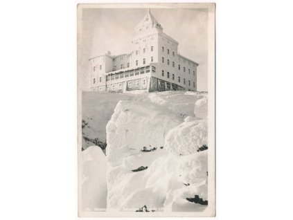 Polsko, Krkonoše, Hotel Schneegrubenbaude, zimní partie, cca 1945