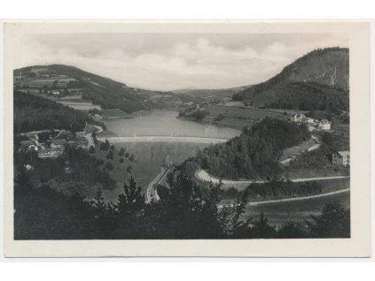 71 - Vsetínsko, přehrada na Bystřičce, celkový pohled, cca 1938