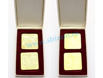 ČSSR, 2 ks AE medailí Za dlouholetou práci v zemědělství, krabička, stav 1/1