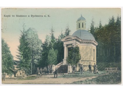 57 - Rychnov nad Kněžnou, oživená partie u kaple ve Studánce, cca 1908