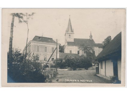 57 - Rychnovsko, Solnice, partie u kostela, Nakl. A. Simon, cca 1924