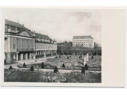 54 - Příbramsko, Dobříš, Zámek, zámecký park, Grafo Čuda, cca 1945