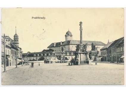 40 - Nymbursko, Poděbrady, oživená partie z náměstí, cca 1908
