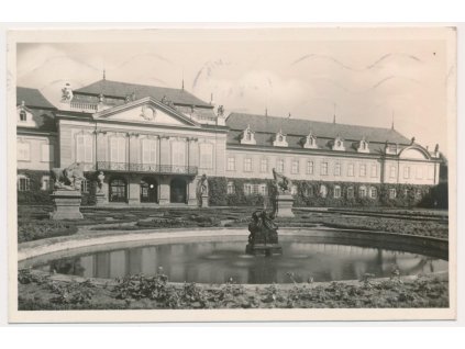 54 - Příbramsko, Dobříš, Zámek, cca 1943