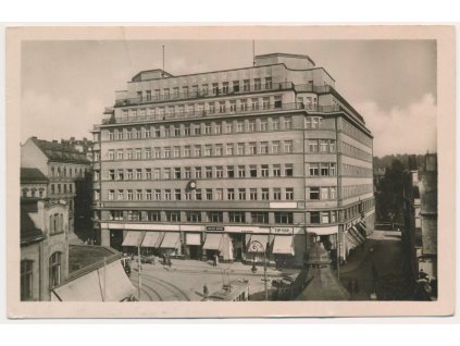 32 - Liberec, Palác Dunaj, cca 1948