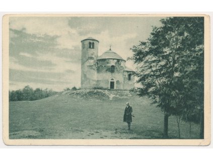33 - Litoměřicko, Rotunda svatého Jiří, oživená partie na Řípu, cca 1926