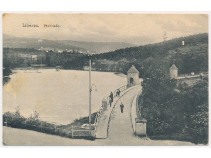 32 - Liberec, Přehrada, oživená partie, cca 1920