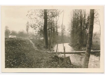 57 - Rychnovsko, Vamberk, partie u řeky, cca 1950