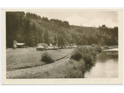 01 - Benešovsko, Dolní Kralovice, partie ze stanového tábora, cca 1954