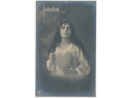 "Láska", mladá dívka, srdce, cca 1918