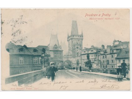 49 - Praha, Malostranské mostecké věže, oživená partie z Karlova mostu, cca 1902