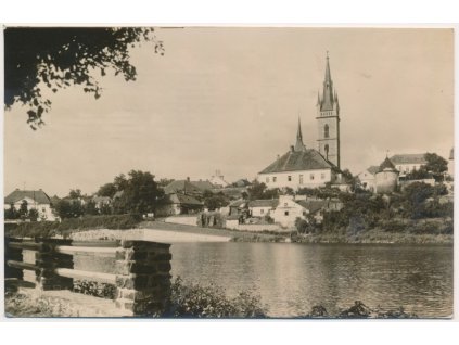 31 - Kutnohorsko, Čáslav, pohled na město, cca 1957