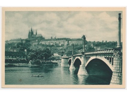 49 - Praha, Hradčany a Mánesův most, cca 1935