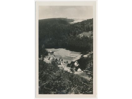 57 - Rychnovsko, zákoutí s Masarykovou chatou, cca 1934