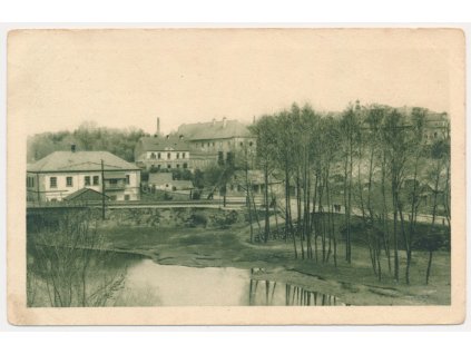 57 - Rychnovsko, Doudleby nad Orlicí, pohled od řeky, cca 1924