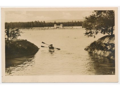 08 - Chebsko, Mariánské Lázně, Koupaliště Lido, lidé, na loďce, cca 1950