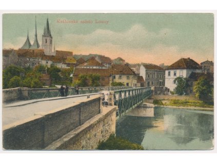 34 - Louny, oživená partie z mostu s pohledem na město, Nakl. J. Truneček, cca 1908