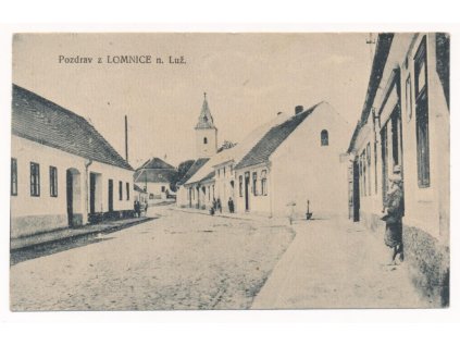 24 - Jindřichohradecko, Lomnice nad Lužnicí, oživená Hlavní ulice, cca 1925