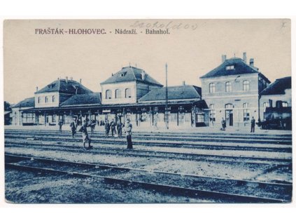Slovensko, Leopoldov, oživené železniční nádraží, cca 1920