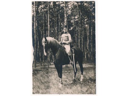 Vojenská, podplukovník Pfandler na koni