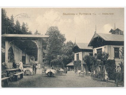 57 - Rychnovsko, Lázně Studánka, oživená zahradní restaurace, cca 1915