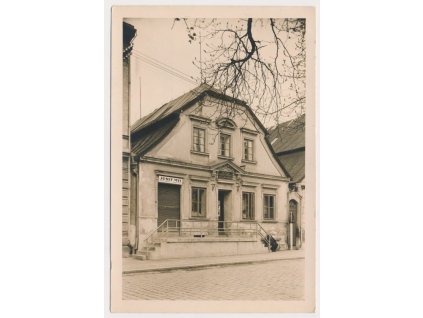 38 - Náchodsko, Červený Kostelec, dům v němž bydlela Božena Němcová, cca 1935