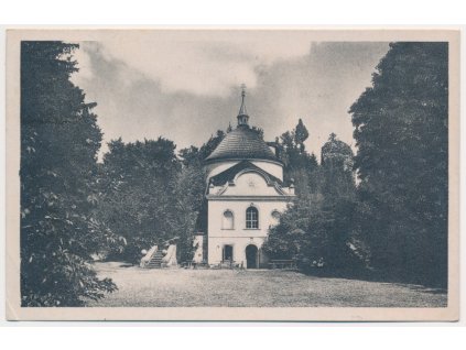 57 - Rychnovsko, Potštejn, kaple pod hradem, cca 1946