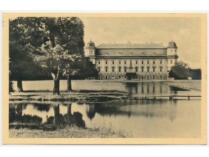 30 - Kroměřížsko, Holešov, Zámek, cca 1950