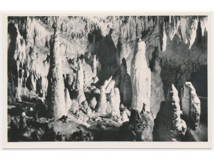 Slovensko, Demänovské jaskyne, cca 1945