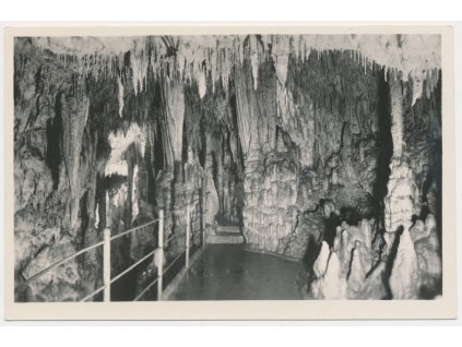 Slovensko, Demänovské jaskyne, Čásť Galerie prezidenta Masaryka,  cca 1945