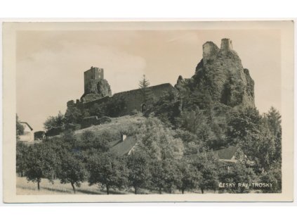 58 - Semilsko, Český ráj, zřícenina hradu Trosky, cca 1933