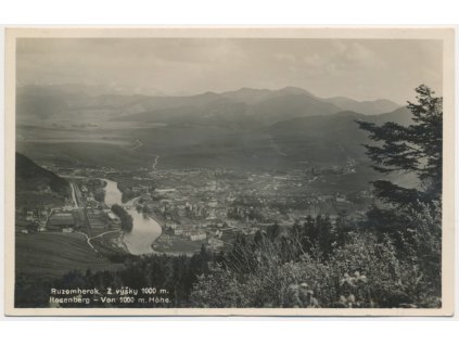 Slovensko, Ružomberok, celkový pohled  na město, cca 1932