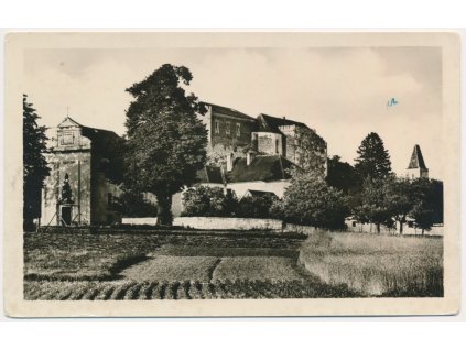 45 - Pelhřimovsko, Kámen, pohled na hrad, cca 1950