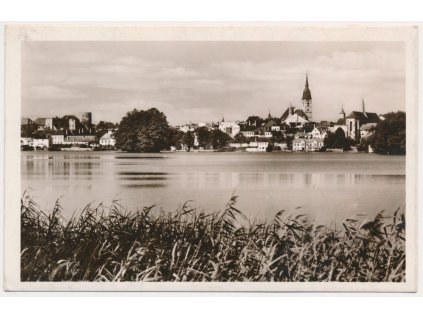 24 - Jindřichův Hradec, pohled na město, cca 1945