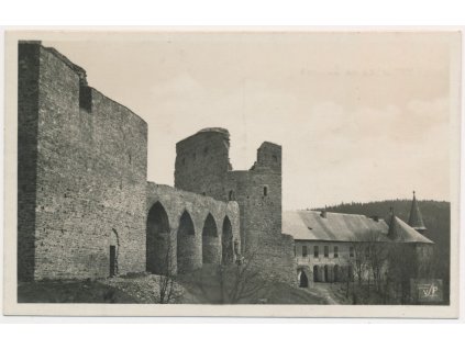 28 - Klatovsko, Velhartice, hradní partie, cca 1936