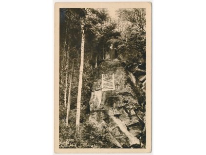 57 - Rychnov nad Kněžnou, lesní studánka, cca 1949