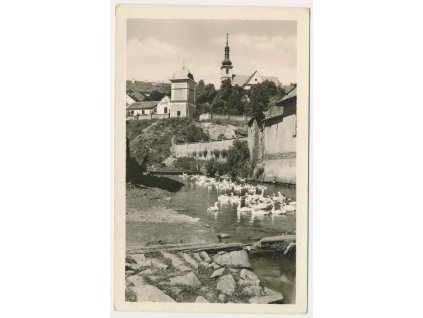 05 - Brno-venkov, Rosice, partie u Bobravy s pohledem na kostel, cca 1954