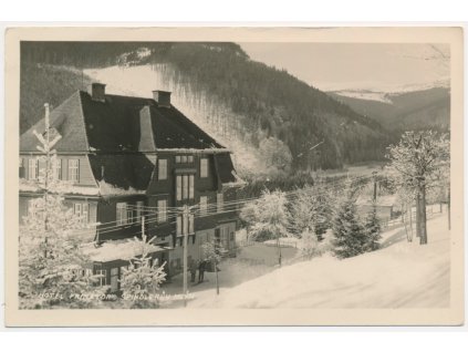 66 - Trutnovsko, Špindlerův Mlýn, Hotel Primátor, zimní partie, cca 1935