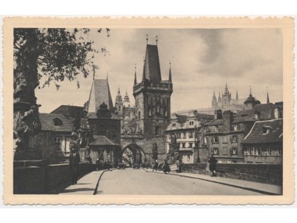 49 - Praha, Malostranské mostecké věže, cca 1935