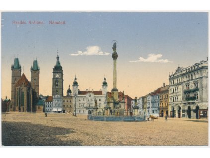 19 - Hradec Králové, partie z náměstí, cca 1918