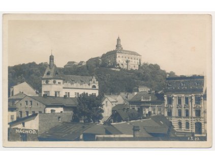 38 - Náchod, pohled na zámek a domy v podzámčí, cca 1923