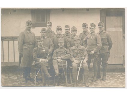 Vojenské skupinové foto, cca 1917