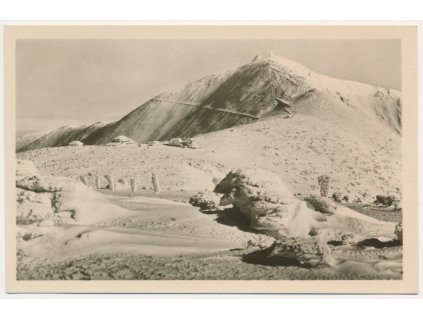 66 - Trutnovsko, Krkonoše, Sněžka, zimní partie, cca 1950