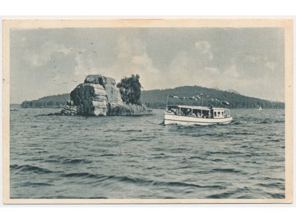 11 - Českolipsko, Doksy - Staré Splavy, partie s lodí na jezeře, cca 1929