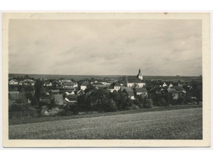 01 - Benešovsko, Domašín, celkový pohled, cca 1955