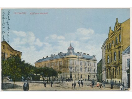 30 - Kroměříž, oživené Milíčovo náměstí, Nakl. J. Navrátil, 1917